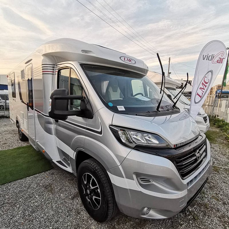 Autocaravana LMC Cruiser Premium 741
