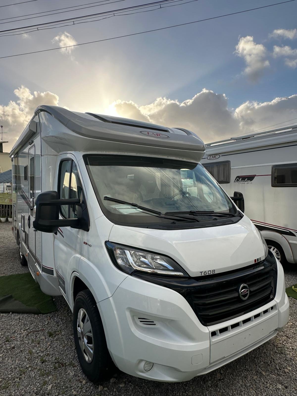 Autocaravana LMC Fiat Ducato Element 608T